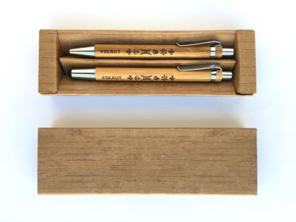 Sada pera a tužky z bambusu