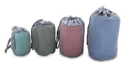 Pinguin Micro towel Map M grey