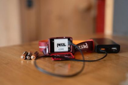 Petzl Actik Core 2025 red