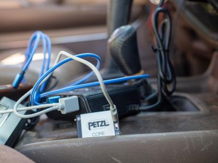 Petzl Accu Core 2025