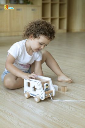 VIGA, Dřevěná tahačka a vkládačka - nákladní auto