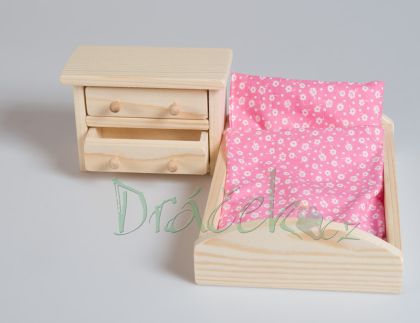 Dřevěný nábytek pro panenky - sada 22 ks