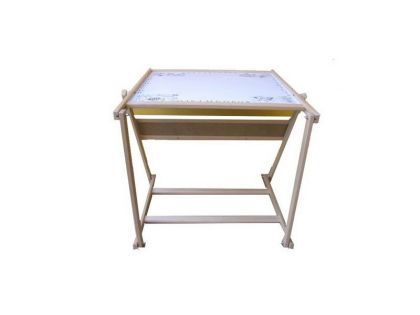 Dětská dřevěná magnetická tabule- stolek 2v1