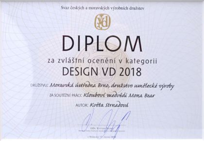 Medvěd 20cm kloub.šedý melír