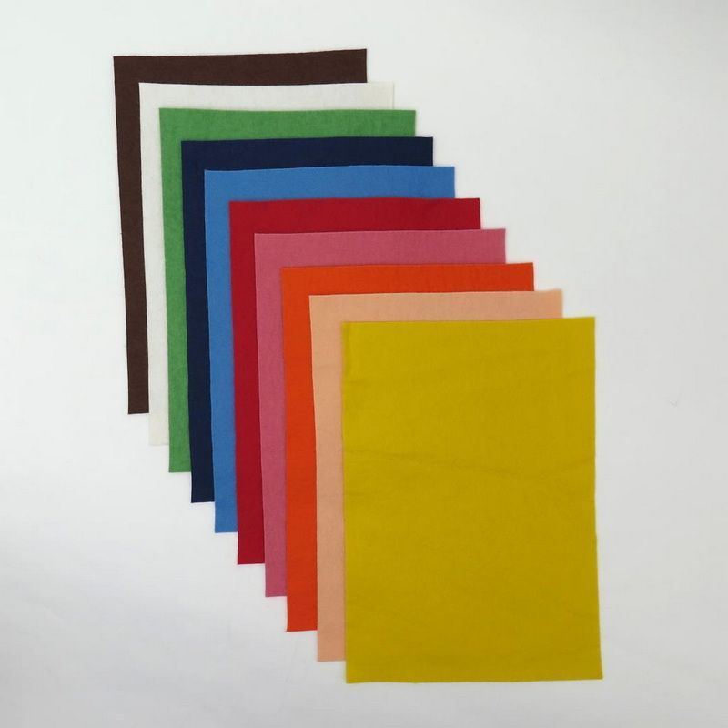 MÚ Brno, Plst vlněná 30x22 cm 10ks, mix barev