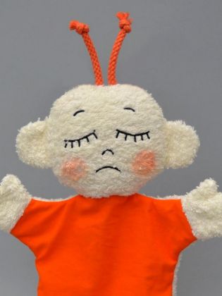 Emoce Stud, maňásek