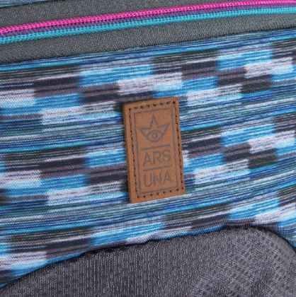 Ars Una Ergonomický batoh 04