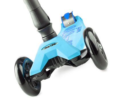 Maxi Micro Deluxe Blue - skládací