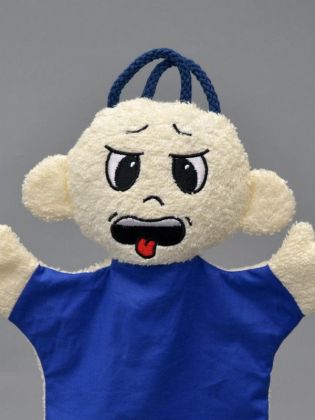 Emoce Odpor, maňásek