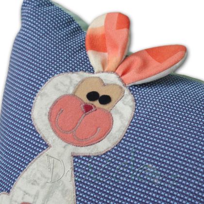 Aplikáč velký Zajíci