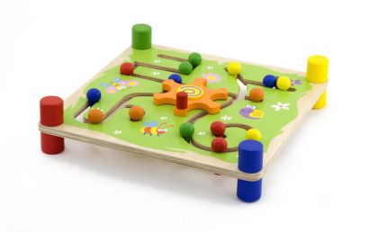 VIGA, Dřevěné bludiště