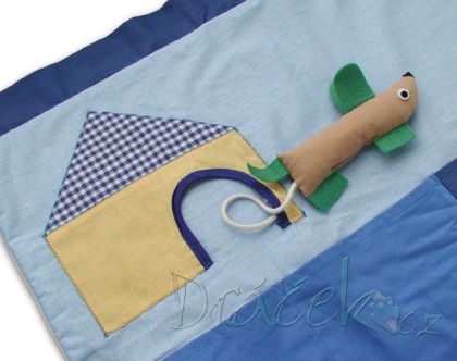 Kapsář za postel Psí bouda 145cm