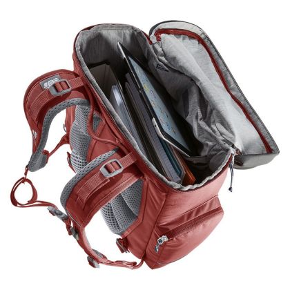 Deuter Batoh Scula redwood-graphite