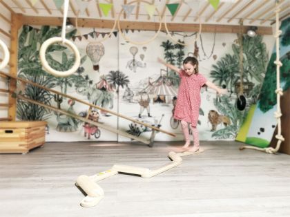 Small Foot, Balanční chodníky Adventure