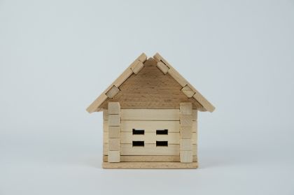 Stavebnice dřevěný dům 37 dílků