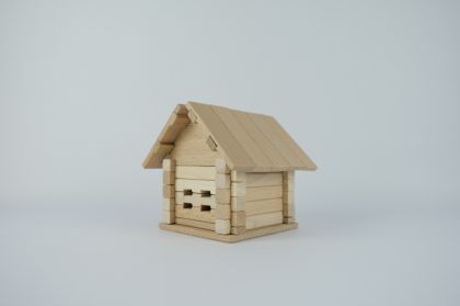 Stavebnice dřevěný dům 37 dílků