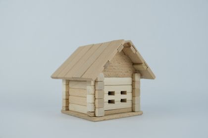 Stavebnice dřevěný dům 37 dílků