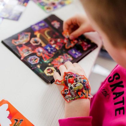 Sonic dárkový box se samolepkami