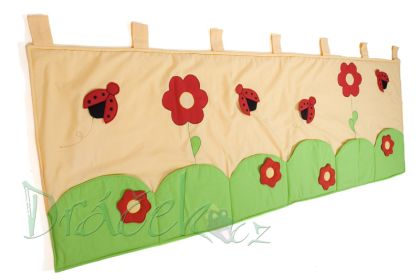 Kapsář za postel Berušky 200cm