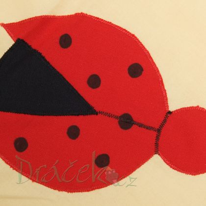 Přehoz přes postel Beruška