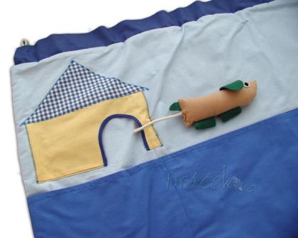 Kapsář za postel Psí bouda 200cm