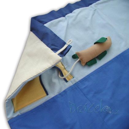 Kapsář za postel Psí bouda 200cm