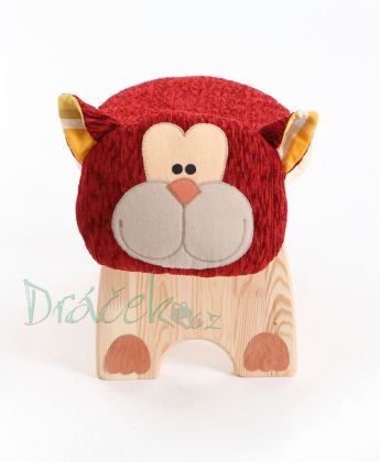 Dřevěná stolička Kocour