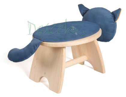 Dřevěná stolička Kocour