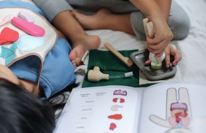 Plan Toys, Sada k operování