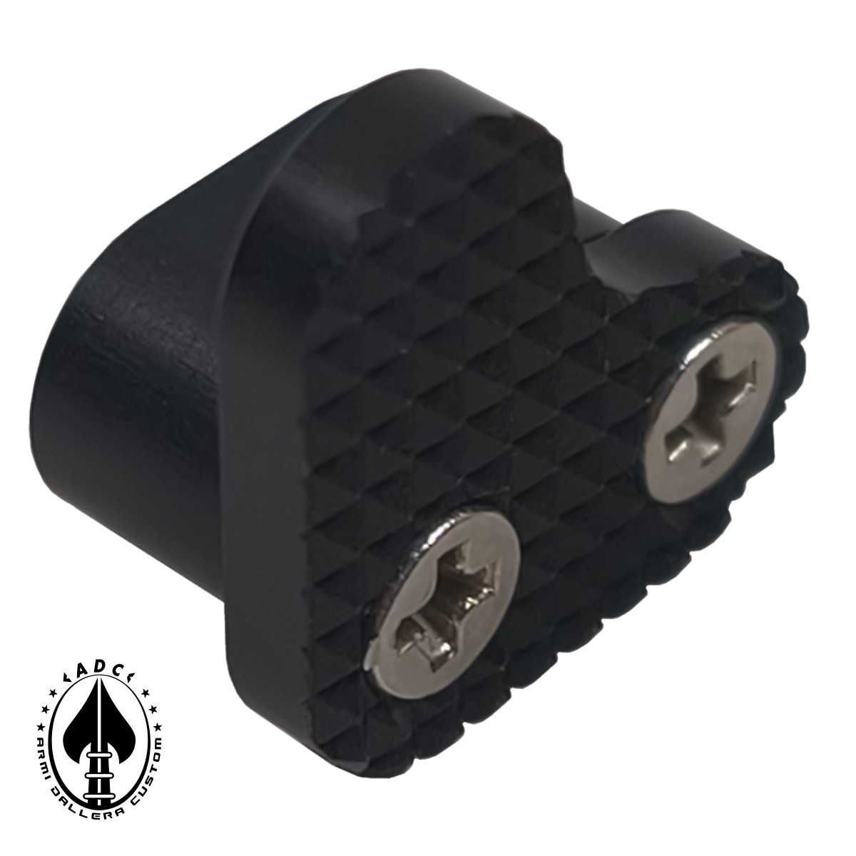 Vypouštec zásobníku ADC, zvetšený, dvoudílný