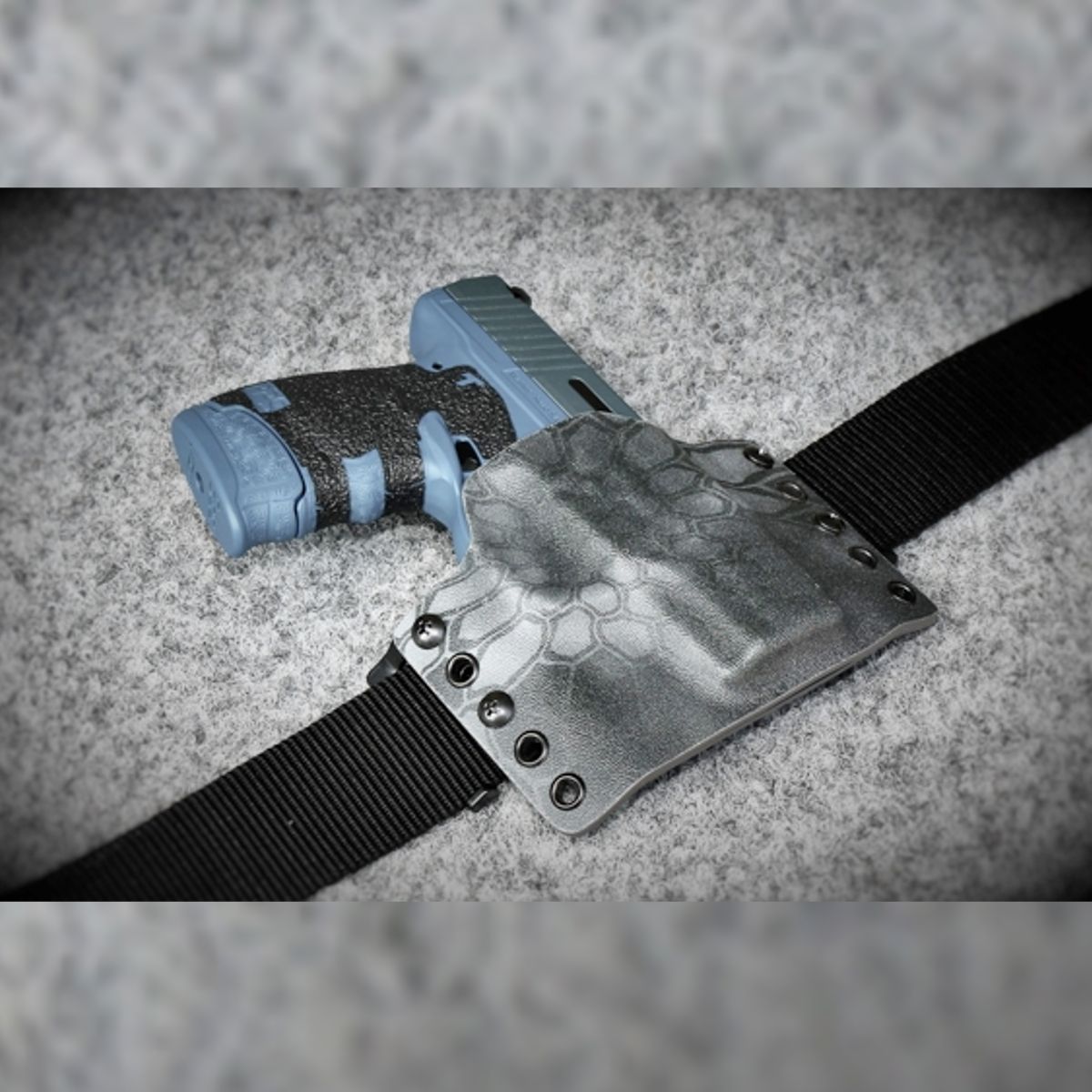 Opaskové pouzdro na pistoli Walther PPS M2, RH Holsters, Kydex KTG, SpeedLoops, pravé