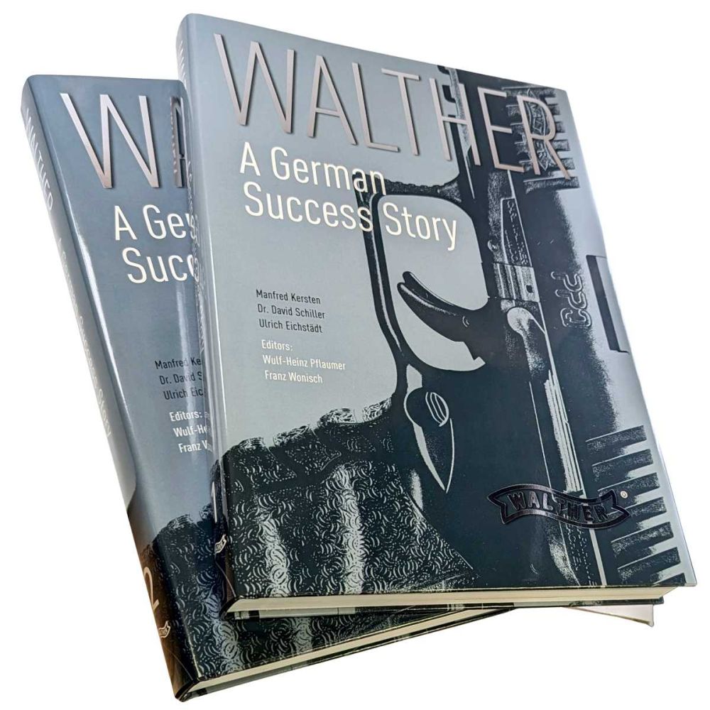 Kniha Walther A German Success Story, soubor dvou knih v kartonu (Anglický text)