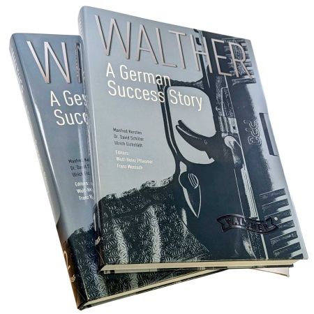 Kniha Walther A German Success Story, soubor dvou knih v kartonu (Anglický text)