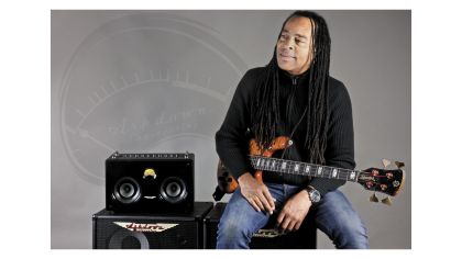 AshdownB-Social-Black