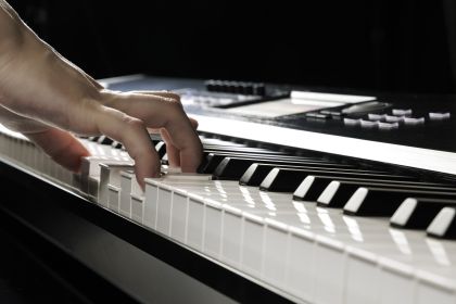 KORG Nautilus 61 AT