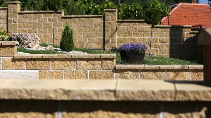 CSB CSBLOK 20 sloupek 40 x 20 x 20 cm Okr (paleta 50 ks)