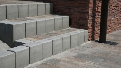 CSB PALISÁDA LENA 18 x 12 x 80 cm, Šedá (paleta 30 ks)