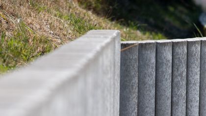 CSB PALISÁDA YVETTE 17,5 x 20 x 150 cm, Šedá (paleta 10 ks)