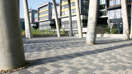 CSB QUADRO 6 Černá standard neskladba (paleta 11,52 m² / vrstva 0,96 m²)