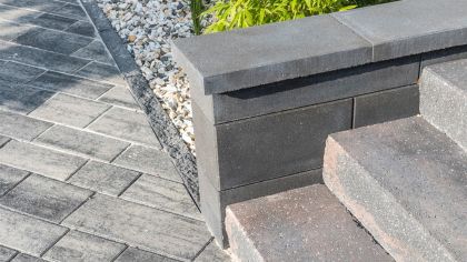 CSB SOLOBLOK 20 x 20 x 20 cm Šedá půlka (paleta 120 ks)