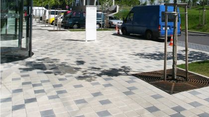 CSB QUADRO 8 Černá standard neskladba (paleta 9,6 m² / vrstva 0,96 m²)