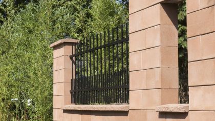 CSB NEWBLOK/SOLOBLOK stříška půlka javor 23 x 26 x 5 cm (paleta 160 ks)