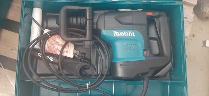 Kladivo vrtací a sekací 1350W HR4501C  STR_785