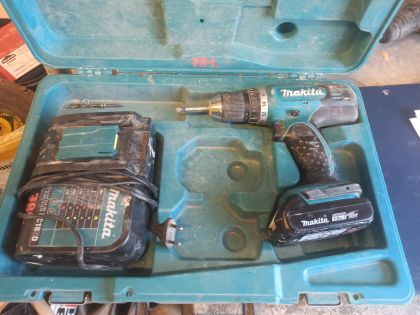 AKU Vrtací šroub. Li-ion 18V/1,5Ah DDF453SYE  STR_781