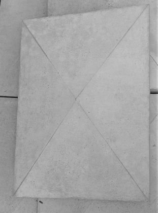 Betonová stříška valbová 52 x 37 cm, hladká - VÝPRODEJ