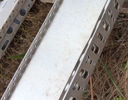 Zakládací profil LO 10/143/2000 (bal. 20 m) - VÝPRODEJ