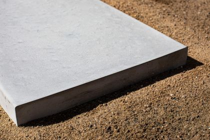 Betonová plotová stříška 100 x 25 cm, rovná, hladká