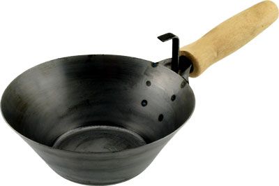 Fanka kovová s dřevěnou rukojetí - průměr 185 mm