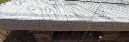 Schodišťový stupeň 2100 x 500 x 80 šedý - BAZAR