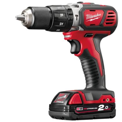 Aku příklepový šroubovák MILWAUKEE M18 BPD-202C